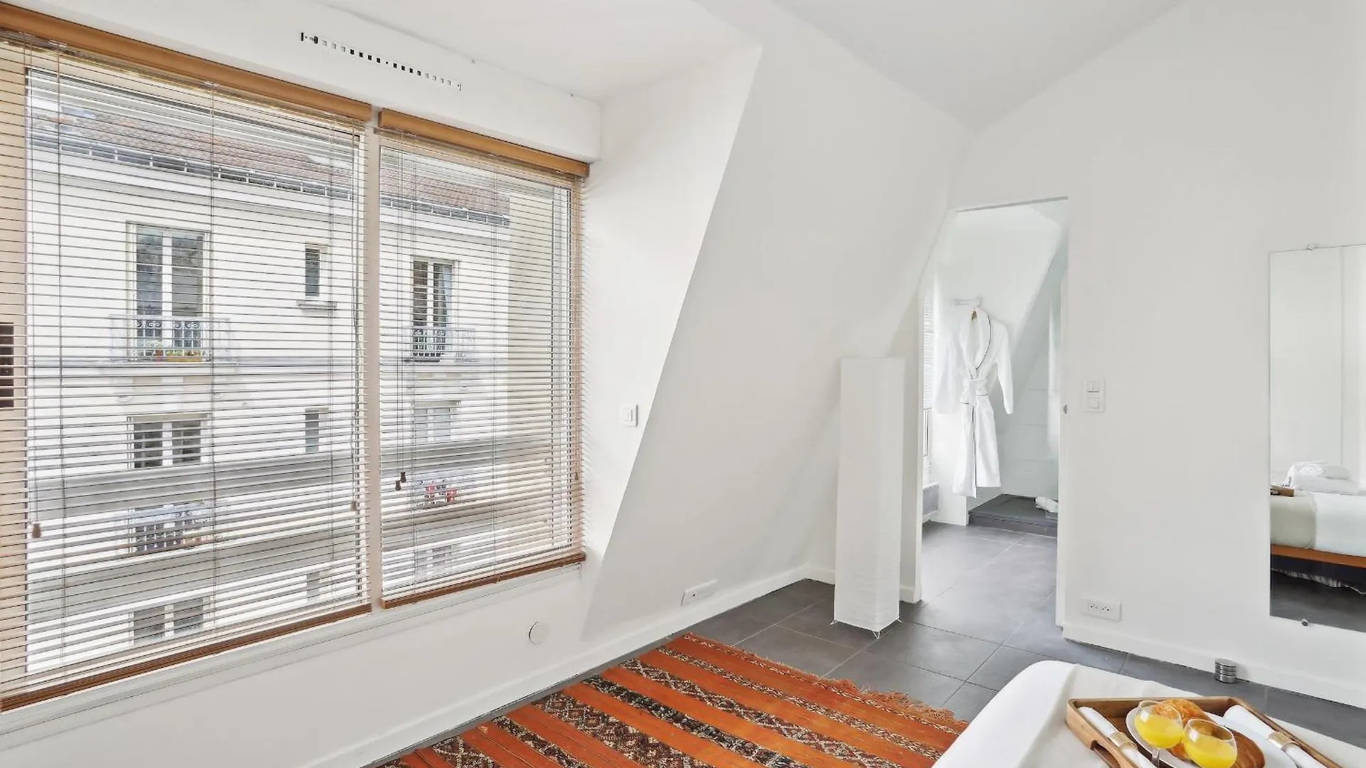 Nation 2br Property *
